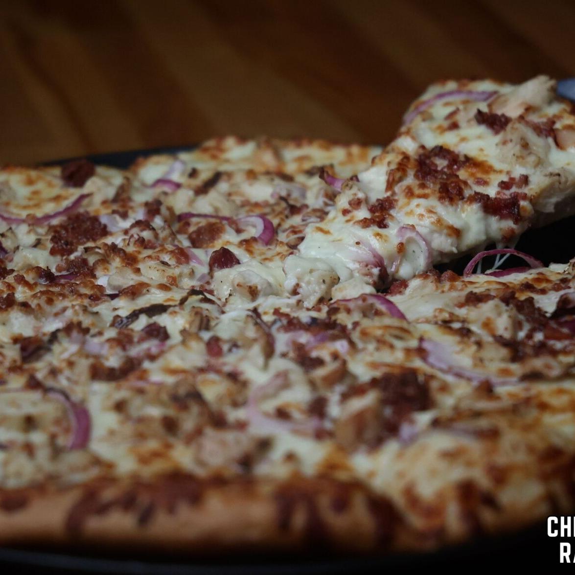 Hunter Station Pizza